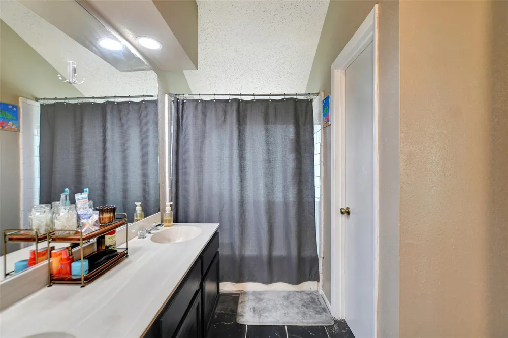 18415 Hazycrest Drive Spring, TX 77379