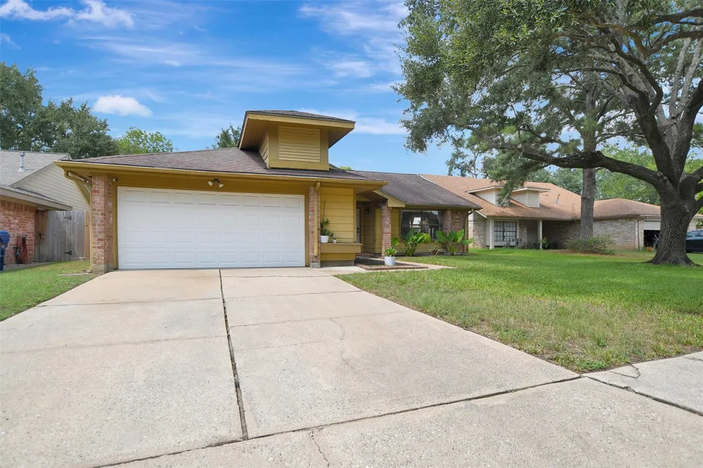 18415 Hazycrest Drive Spring, TX 77379