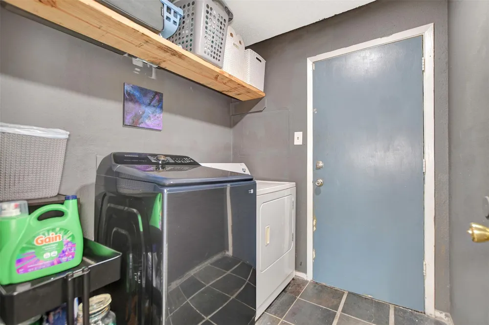 18415 Hazycrest Drive Spring, TX 77379
