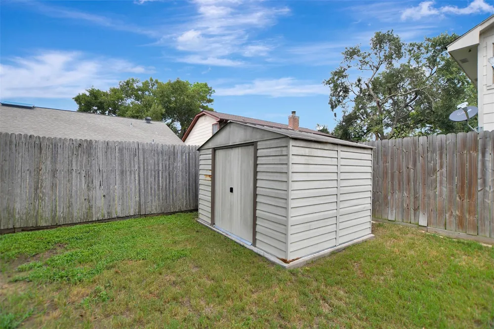 18415 Hazycrest Drive Spring, TX 77379