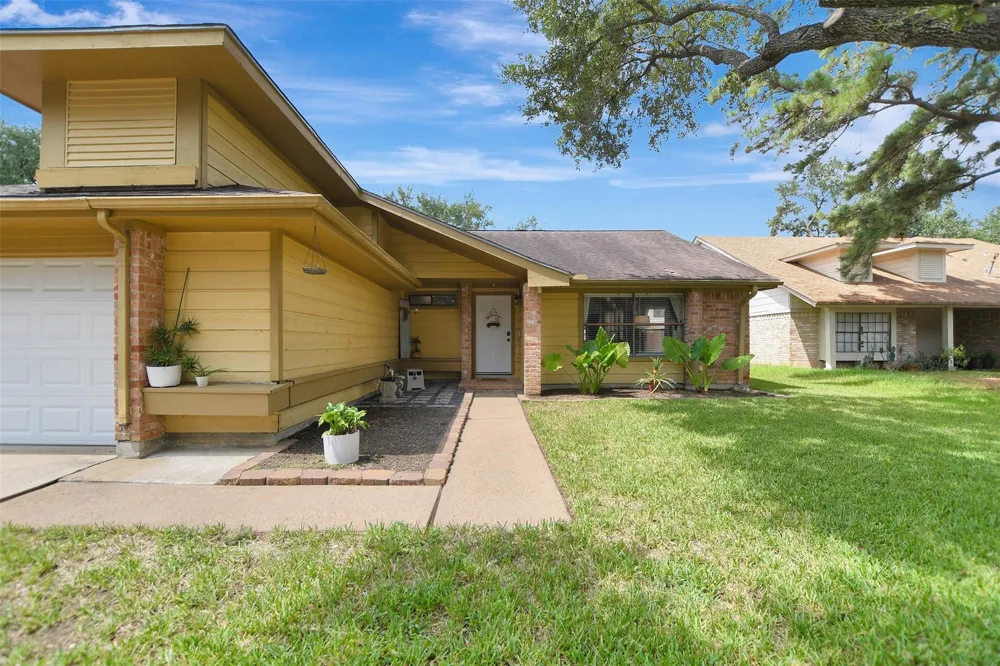 18415 Hazycrest Drive Spring, TX 77379