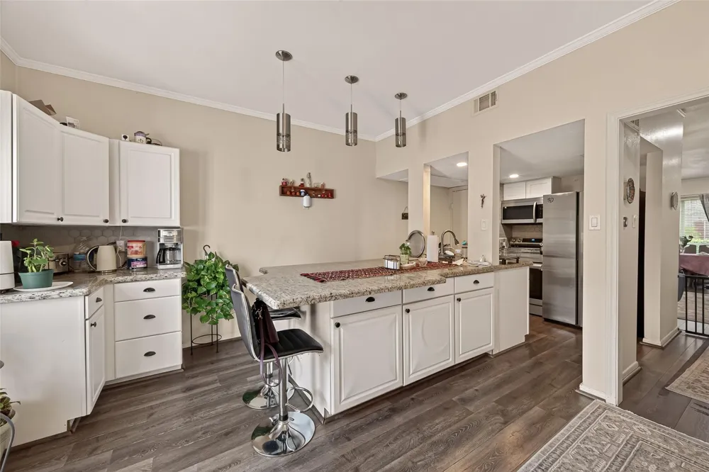 840 Threadneedle Street #192 Houston, TX 77079