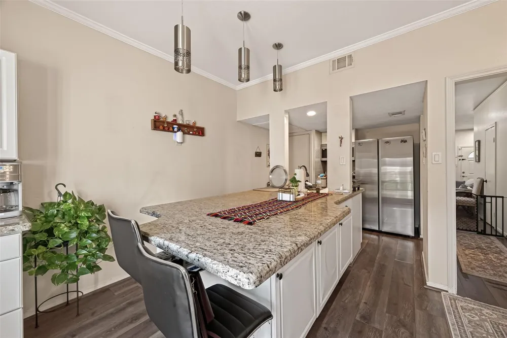 840 Threadneedle Street #192 Houston, TX 77079