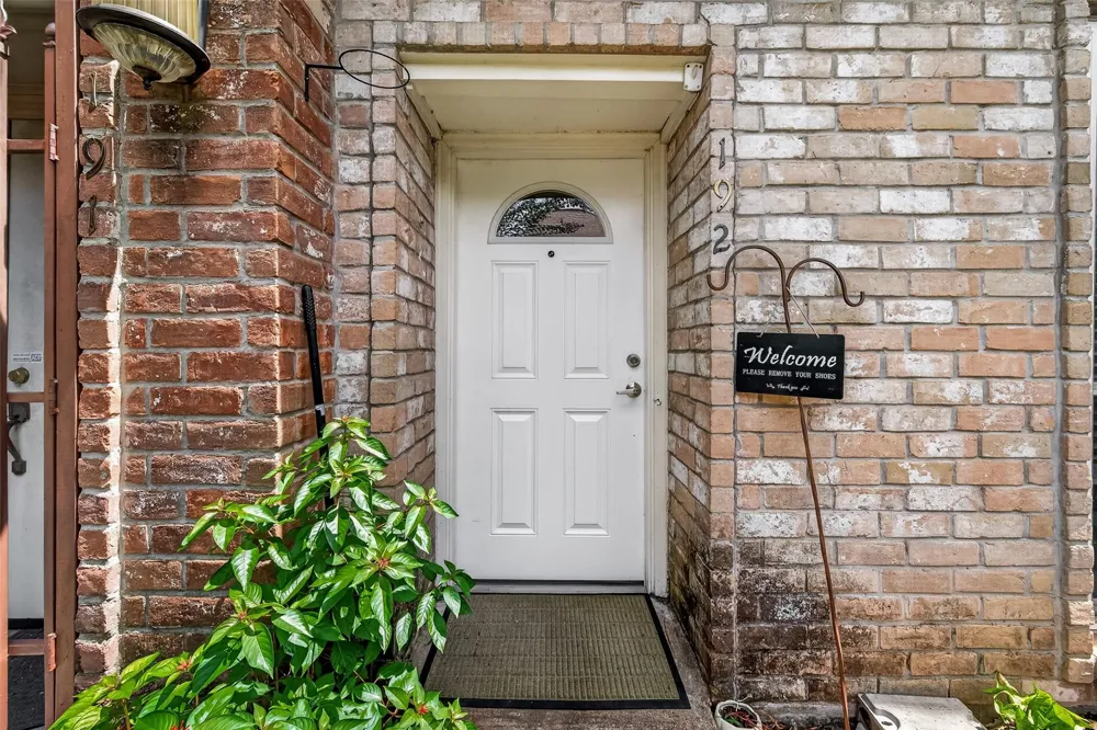 840 Threadneedle Street #192 Houston, TX 77079