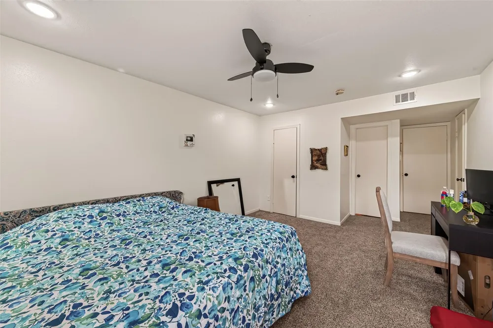 840 Threadneedle Street #192 Houston, TX 77079