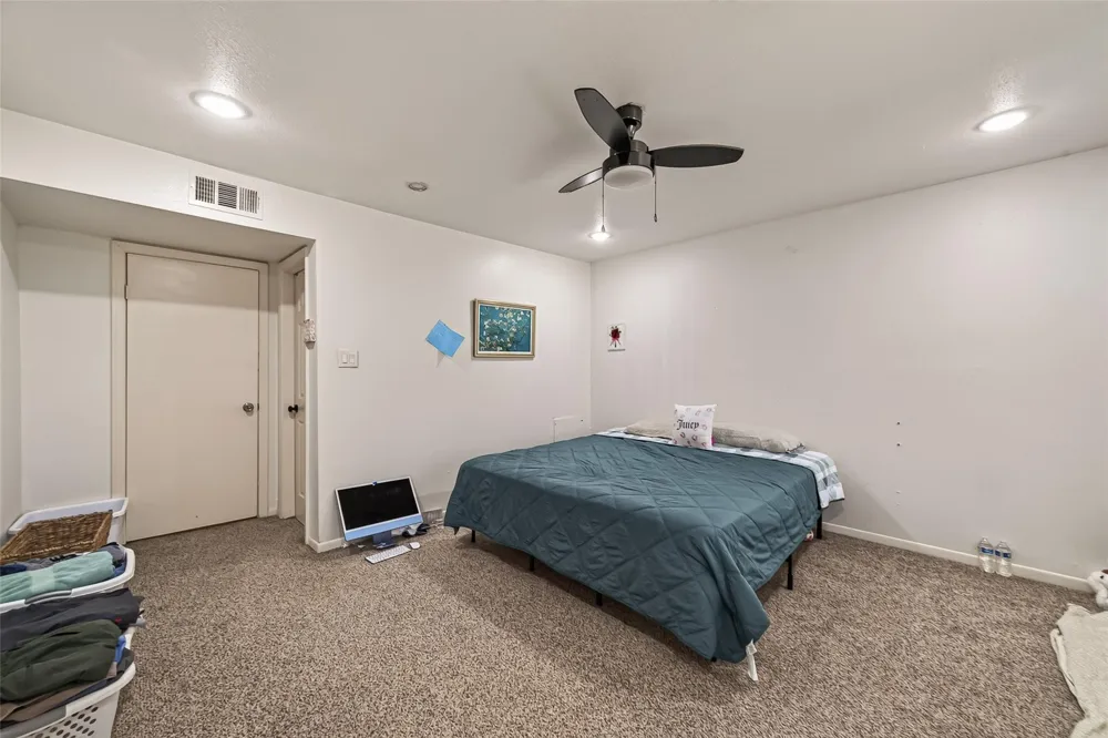 840 Threadneedle Street #192 Houston, TX 77079