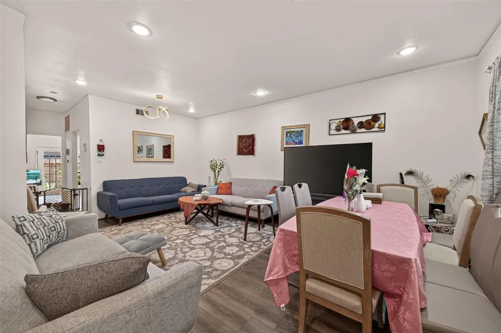 840 Threadneedle Street #192 Houston, TX 77079