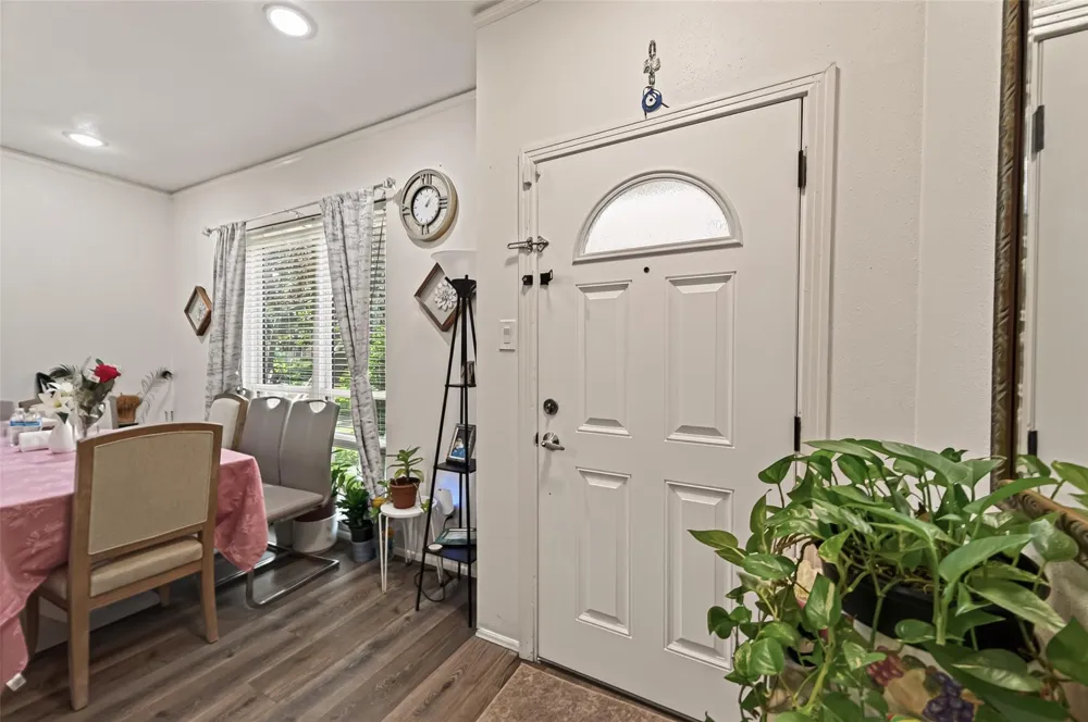 840 Threadneedle Street #192 Houston, TX 77079