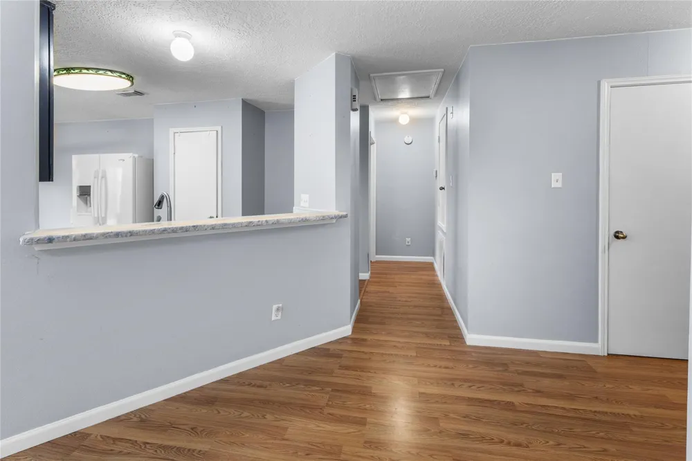 1735 Oak Ridge Drive Kemah, TX 77565