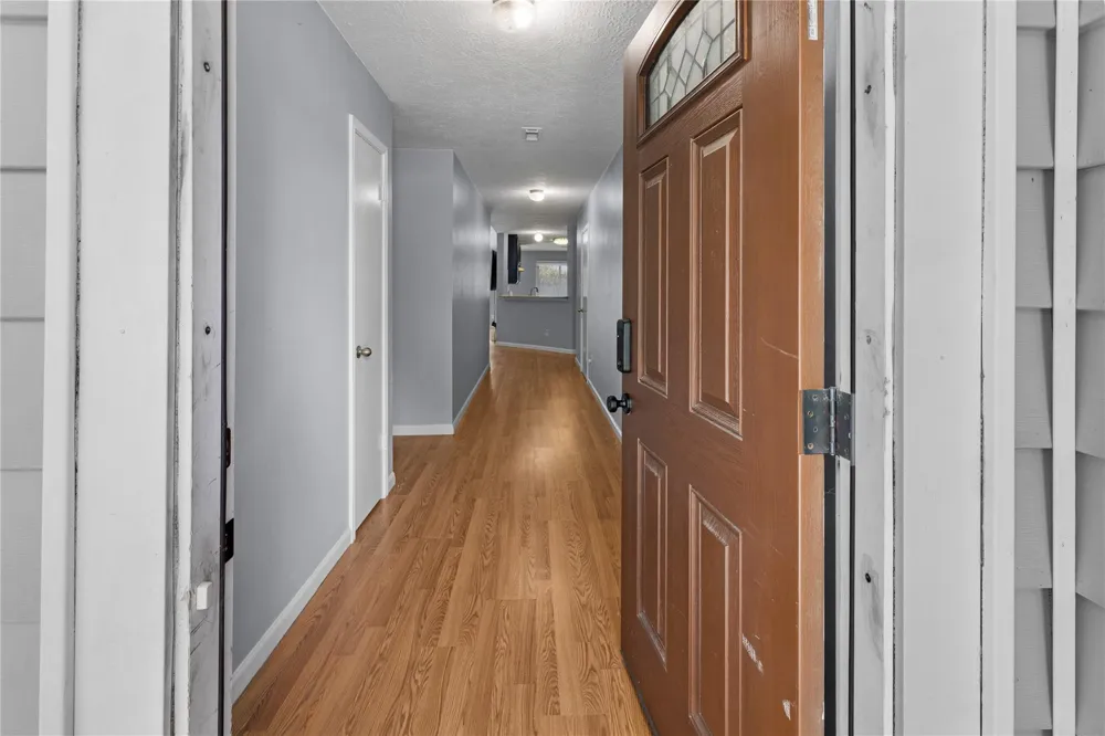 1735 Oak Ridge Drive Kemah, TX 77565