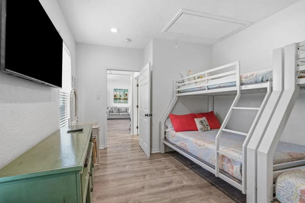 1213 Avenue M 1/2 Galveston, TX 77550