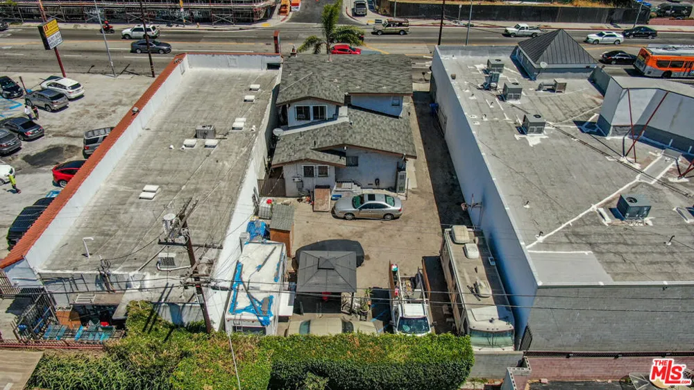 3430 W Slauson Avenue Los Angeles, CA 90043