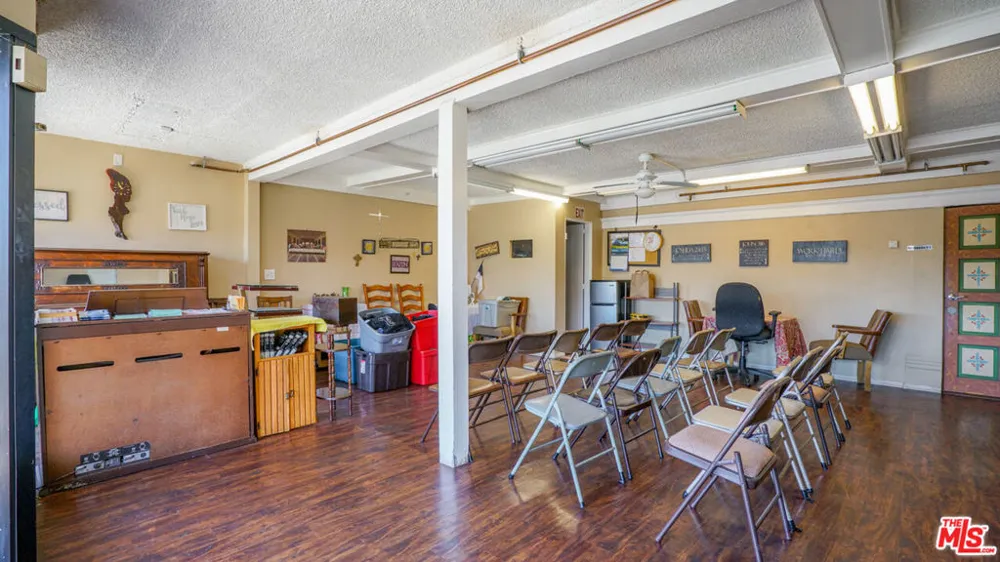 3430 W Slauson Avenue Los Angeles, CA 90043