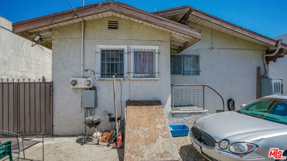 3430 W Slauson Avenue Los Angeles, CA 90043