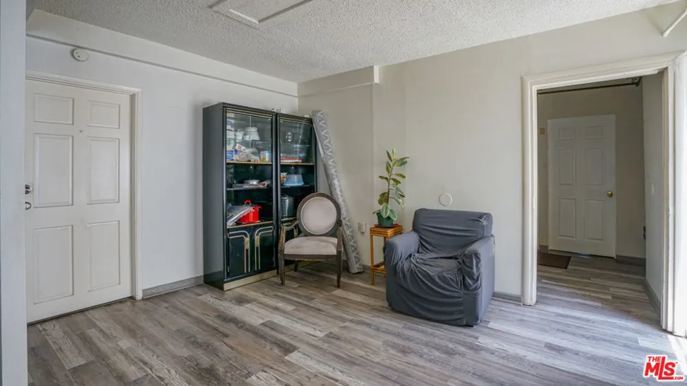 3430 W Slauson Avenue Los Angeles, CA 90043