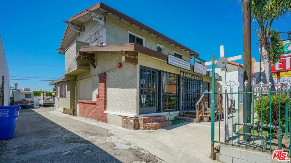 3430 W Slauson Avenue Los Angeles, CA 90043