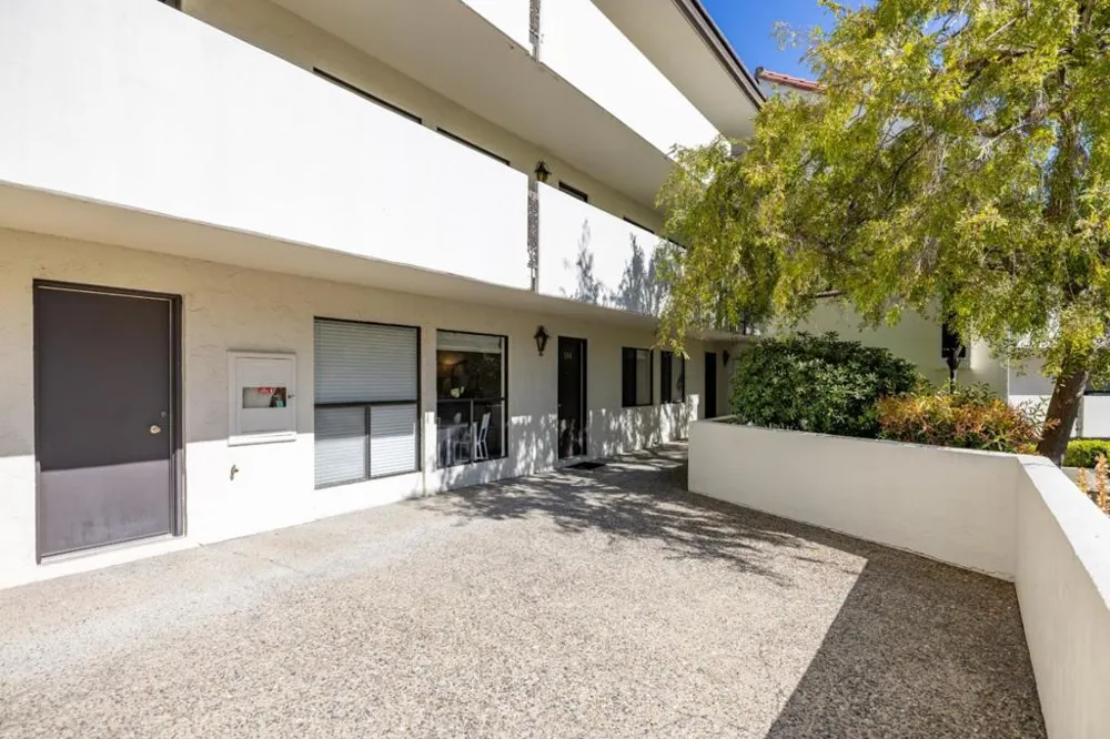 500 Glenwood Circle #514 Monterey, CA 93940
