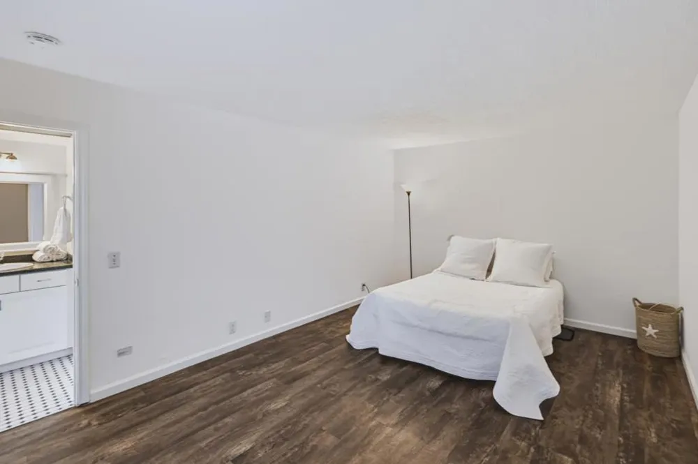 500 Glenwood Circle #514 Monterey, CA 93940