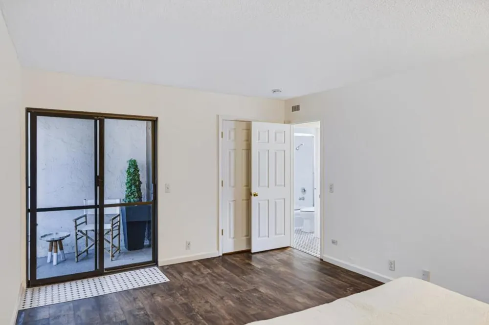 500 Glenwood Circle #514 Monterey, CA 93940
