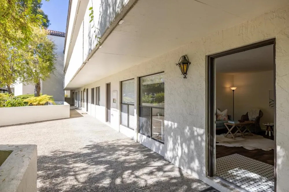 500 Glenwood Circle #514 Monterey, CA 93940
