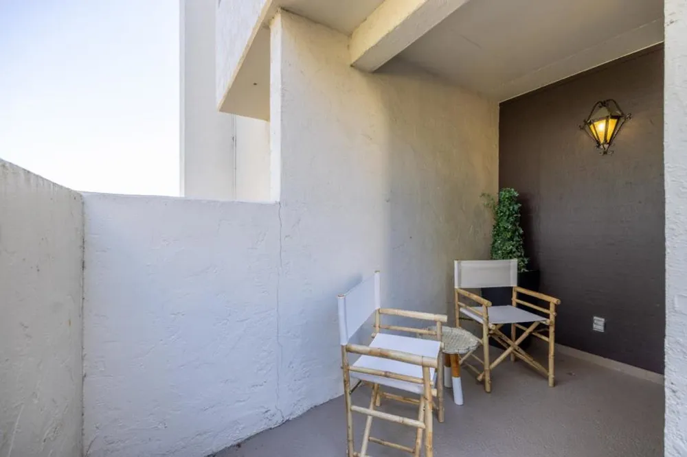 500 Glenwood Circle #514 Monterey, CA 93940