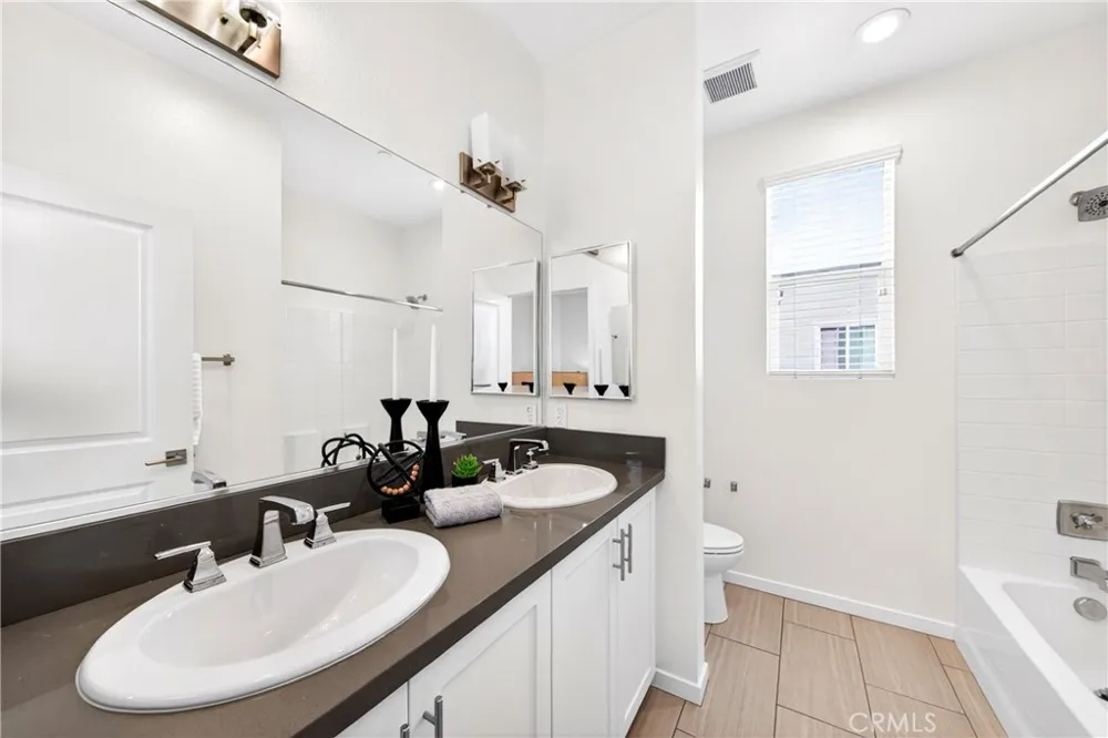 156 Orange Brea, CA 92821