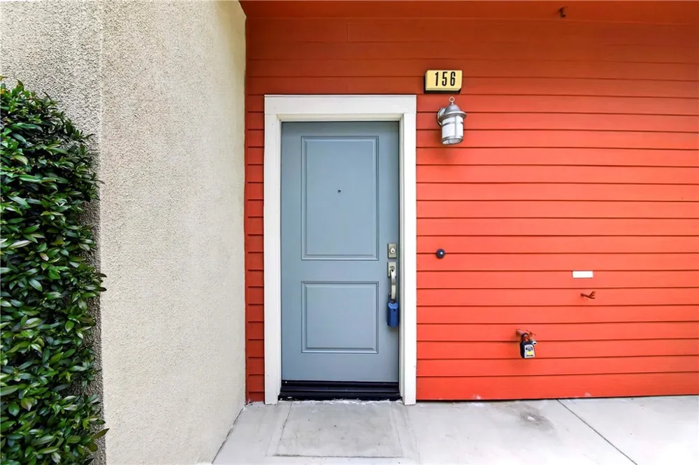 156 Orange Brea, CA 92821