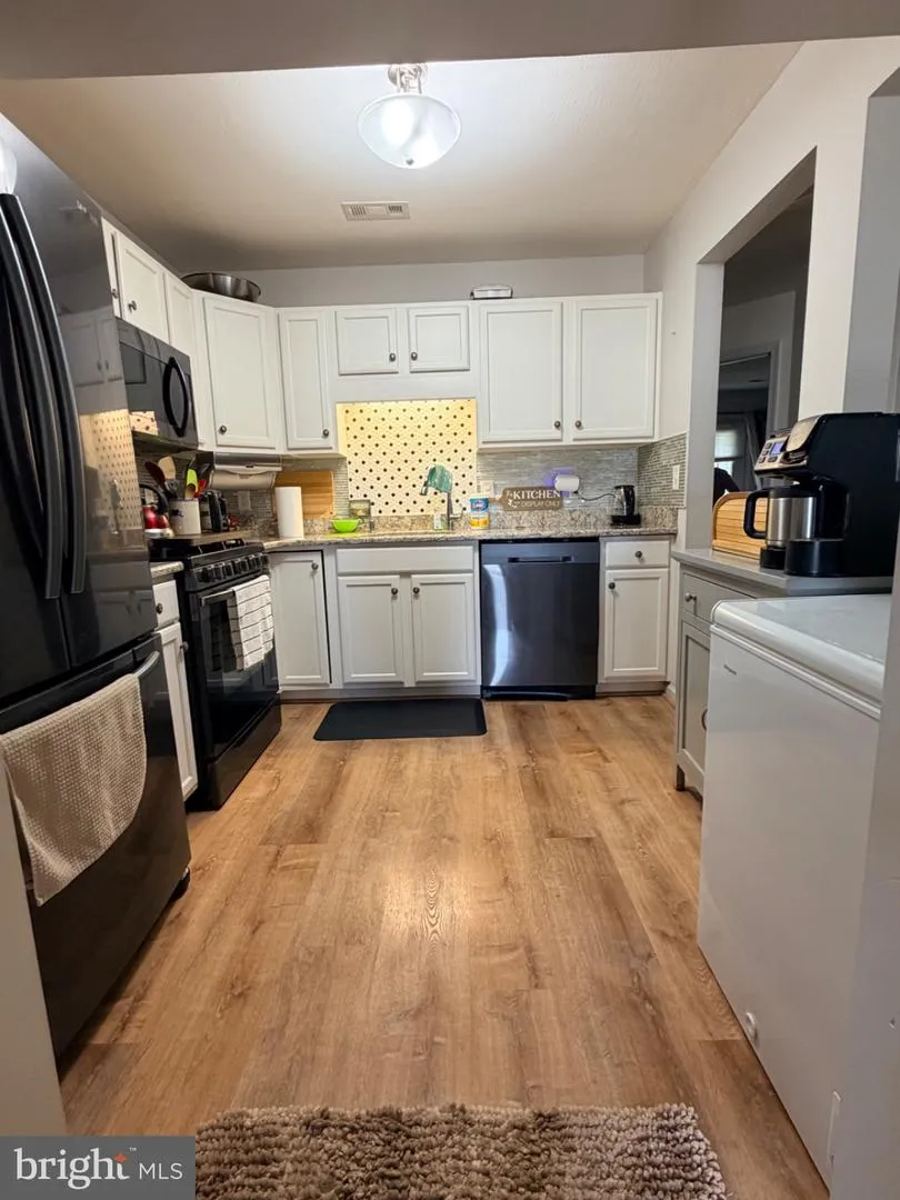 428 BUTTONWOOD LANE #428A York, PA 17406