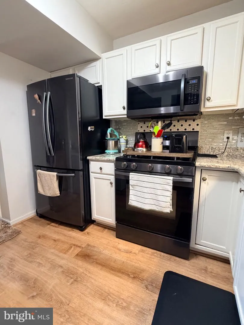 428 BUTTONWOOD LANE #428A York, PA 17406