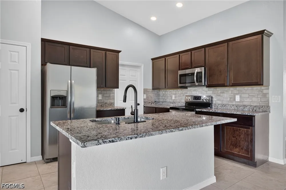 NW 34th Lane Cape Coral, FL 33993
