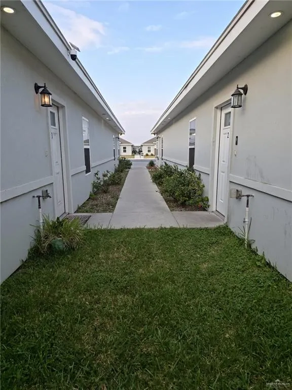 2108 Stauffer Street #3 Weslaco, TX 78596