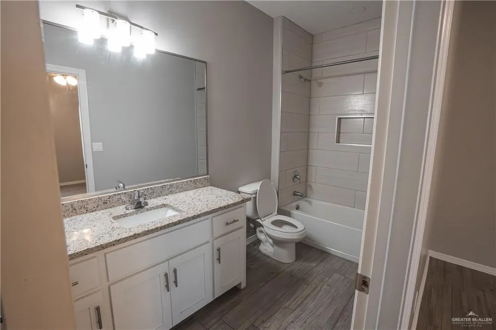 2108 Stauffer Street #3 Weslaco, TX 78596