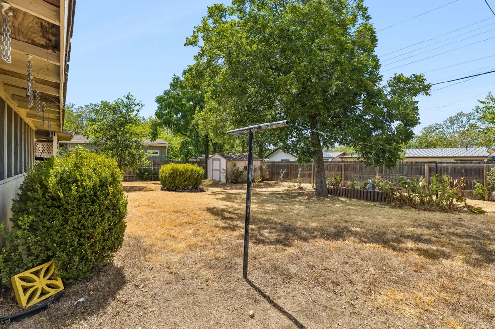 6904 Miranda Drive Austin, TX 78752