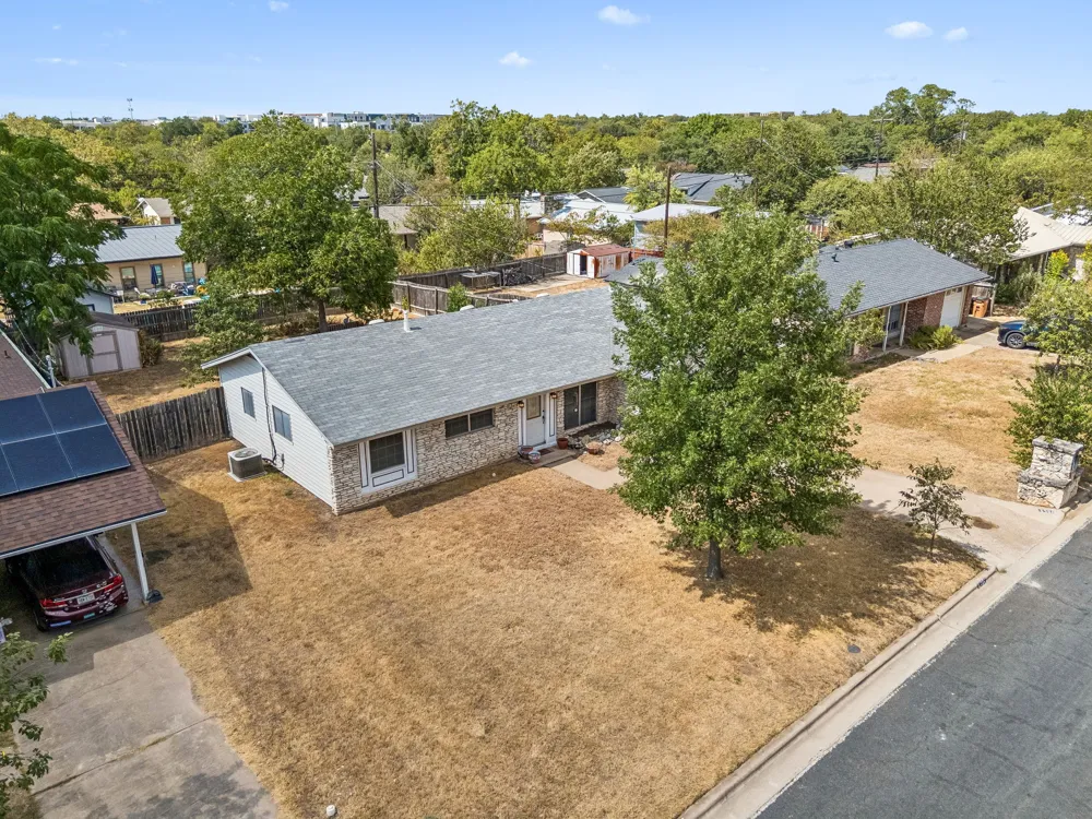 6904 Miranda Drive Austin, TX 78752