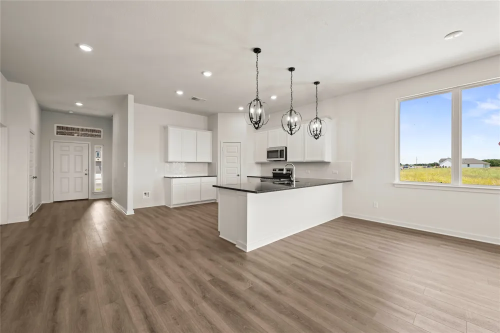 247 Gus Loop Georgetown, TX 78626