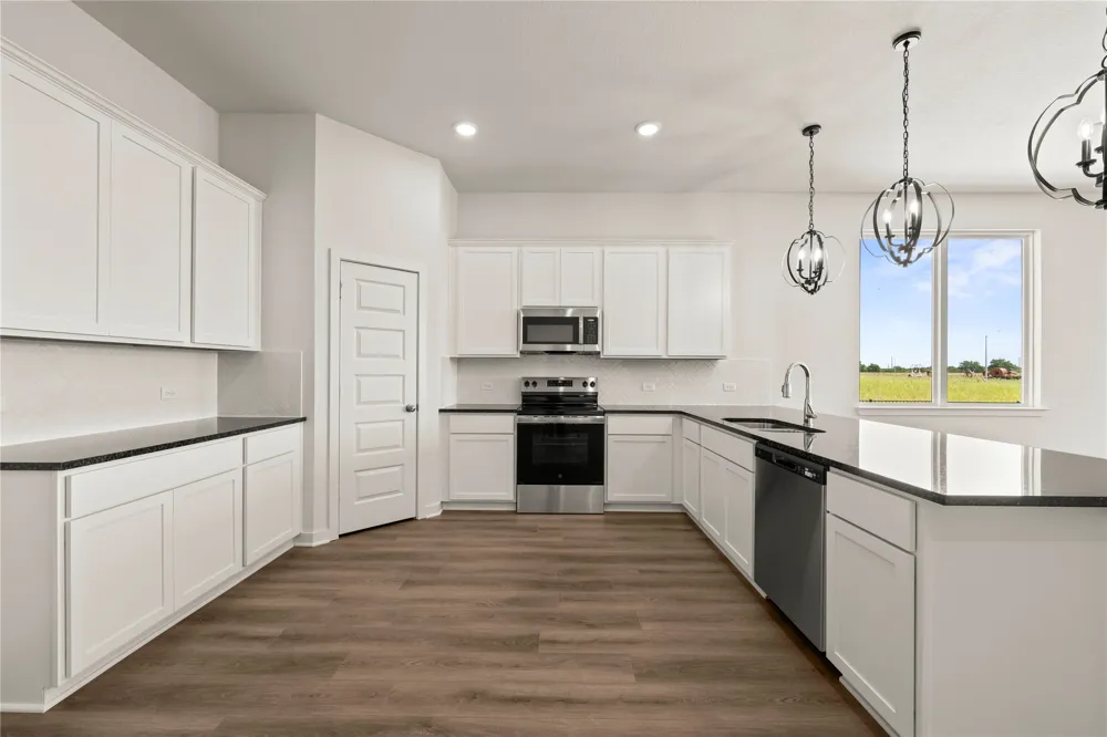 247 Gus Loop Georgetown, TX 78626