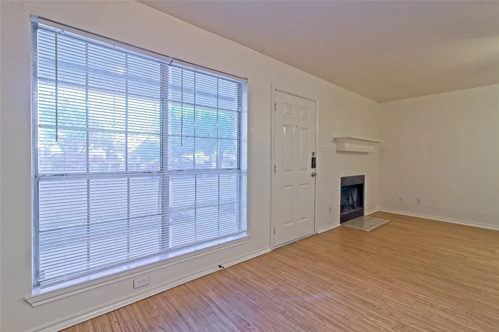2211 Creekside A Lane #A Georgetown, TX 78626