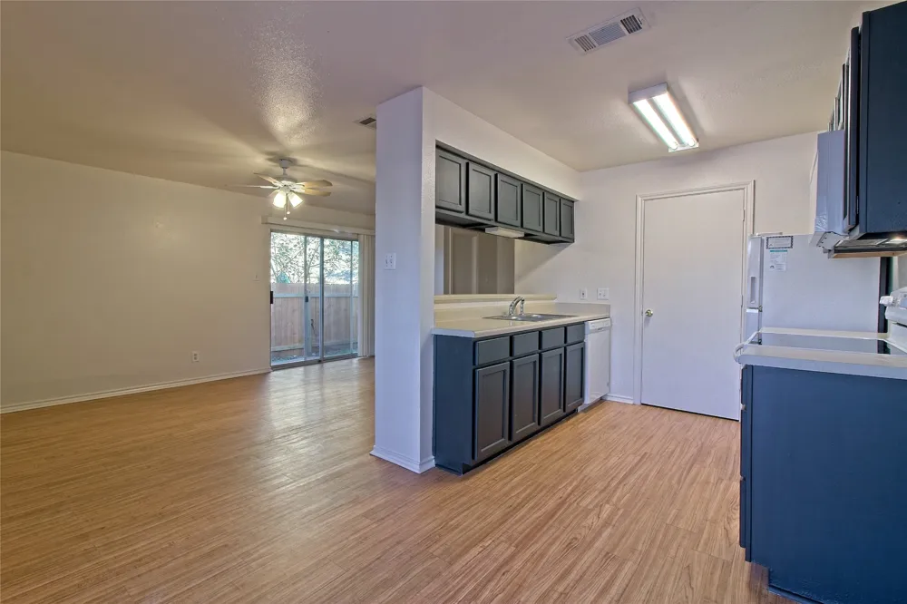 2211 Creekside A Lane #A Georgetown, TX 78626