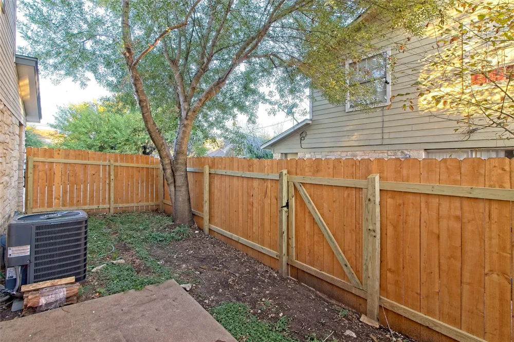 2211 Creekside A Lane #A Georgetown, TX 78626