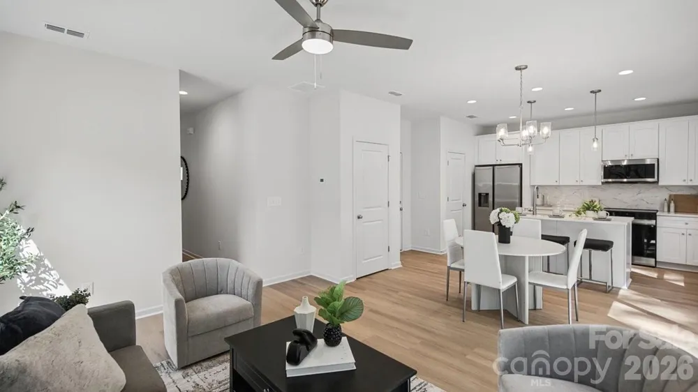 727 Key Street W Charlotte, NC 28208