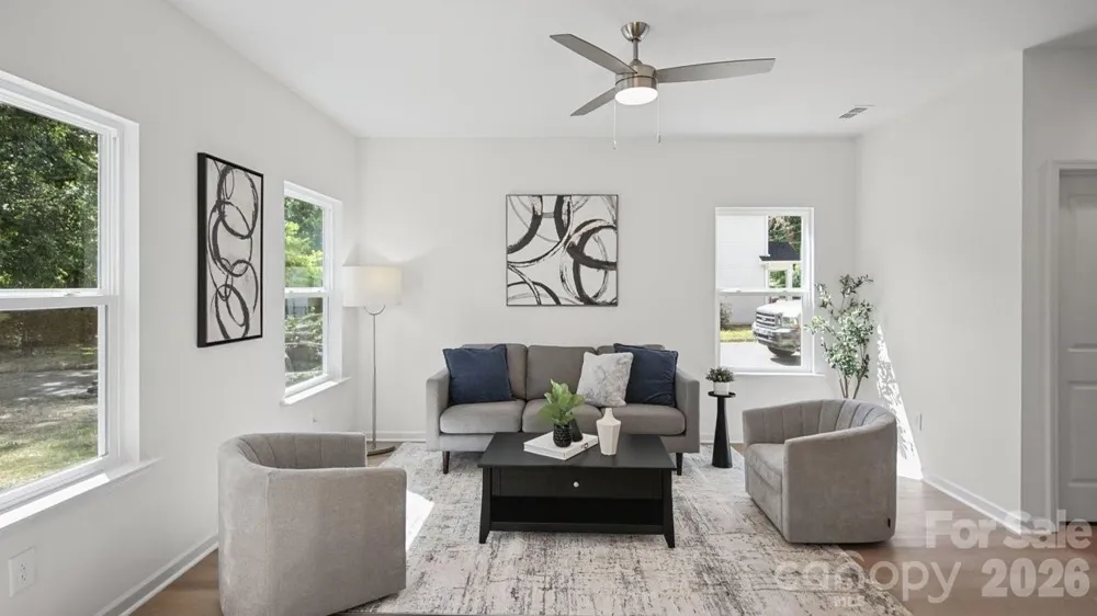 727 Key Street W Charlotte, NC 28208