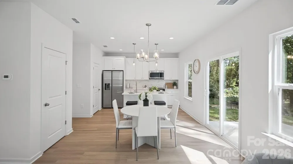 727 Key Street W Charlotte, NC 28208
