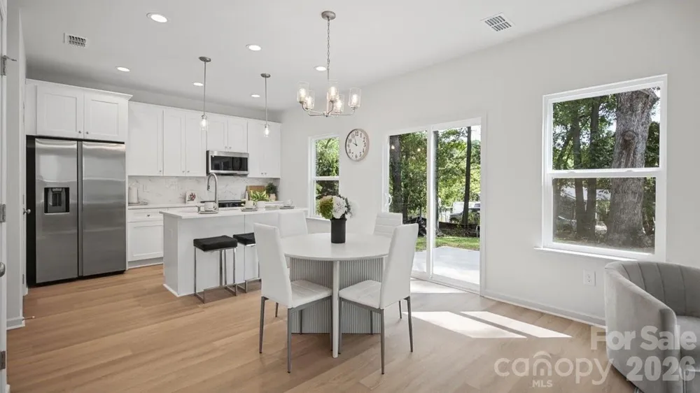 727 Key Street W Charlotte, NC 28208