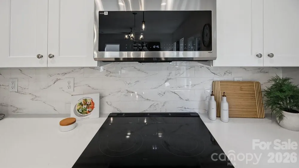 727 Key Street W Charlotte, NC 28208
