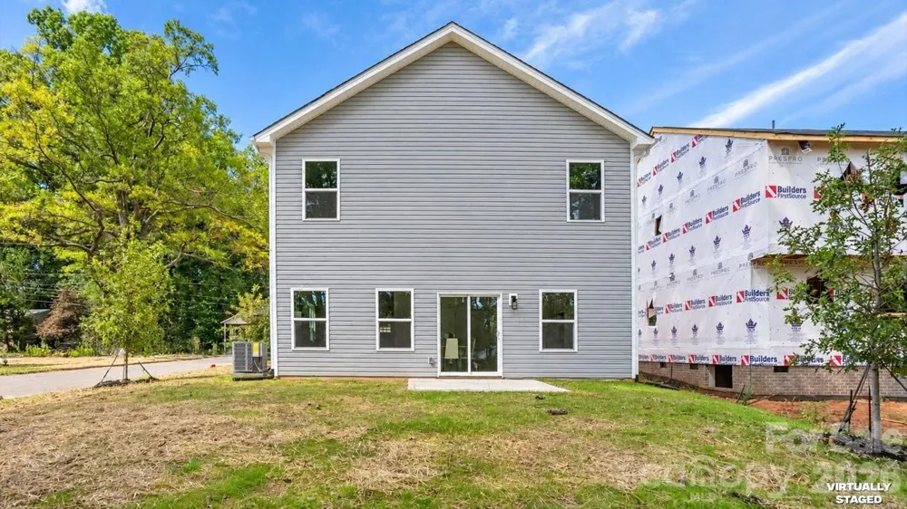 727 Key Street W Charlotte, NC 28208