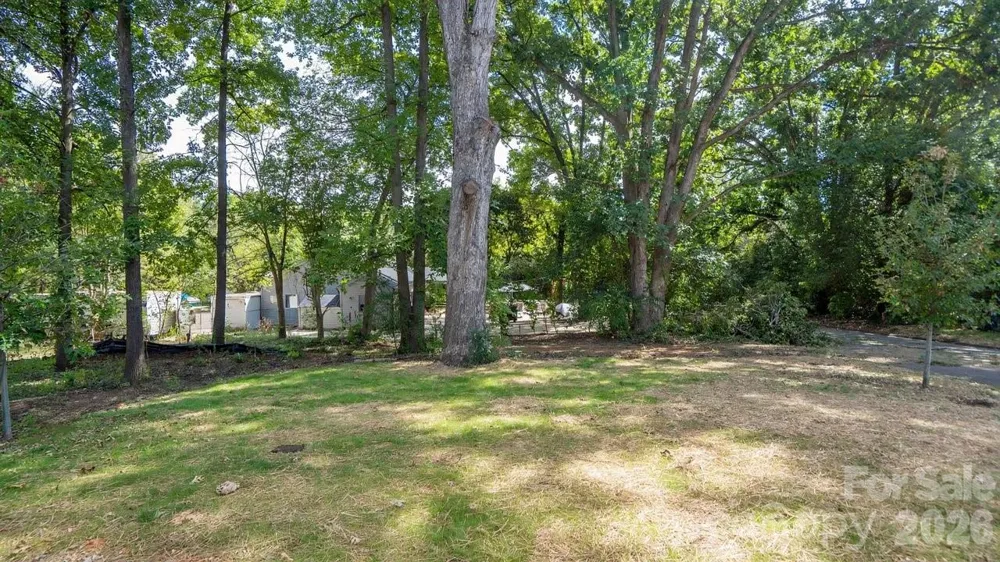 727 Key Street W Charlotte, NC 28208