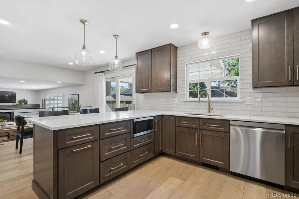 9142 W Hialeah Place Littleton, CO 80123