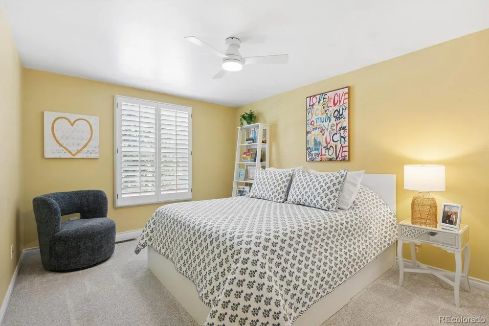 9142 W Hialeah Place Littleton, CO 80123