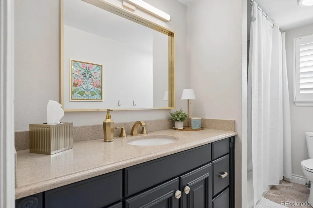 9142 W Hialeah Place Littleton, CO 80123