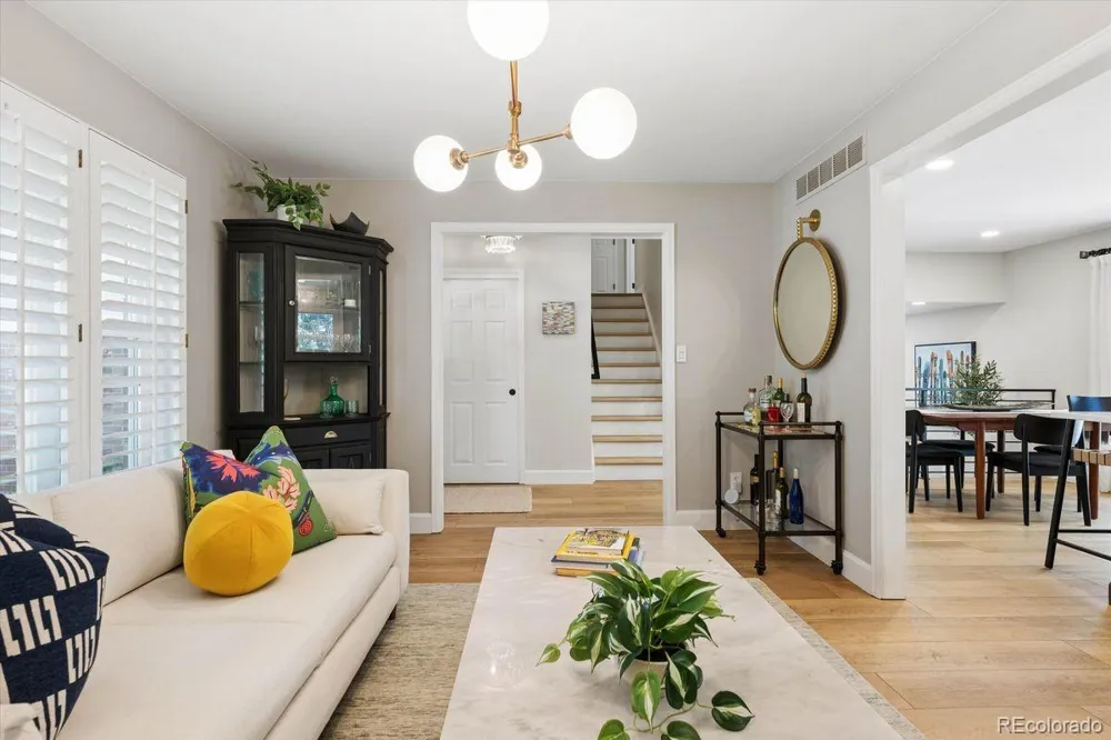 9142 W Hialeah Place Littleton, CO 80123